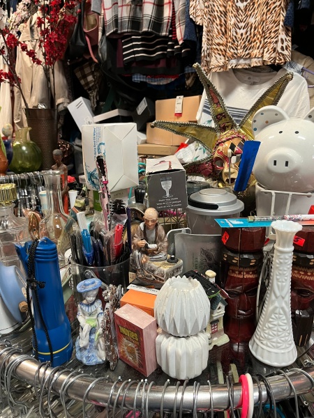 Goody Thrift Store in Santa Monica Blvd