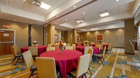 Best Western Plus Miami Airport North Hotel & Suites