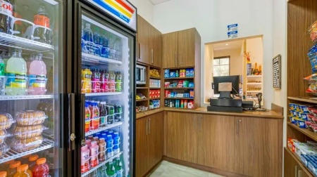 Best Western Plus Miami Airport North Hotel & Suites