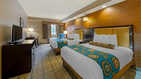 Best Western Plus Miami Airport North Hotel & Suites